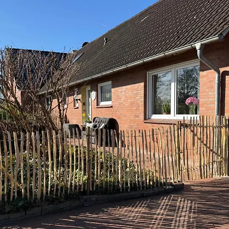 Appartement Wiesenzauber - Ruhige Lage Am Stadtrand Von Leer &