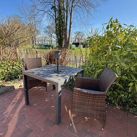 Apartman Wiesenzauber - Ruhige Lage Am Stadtrand Von Leer & Rhauderfehn