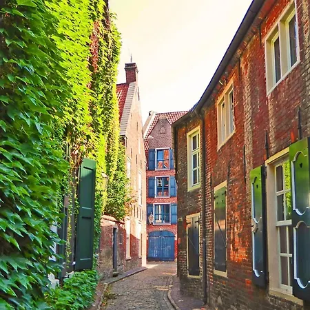 Wiesenzauber - Ruhige Lage Am Stadtrand Von Leer & Naehe Papenburg Διαμέρισμα